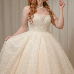 فستان زفاف أبيض تصميم تركي