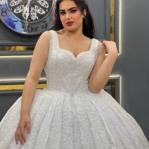 فستان زفاف أبيض تركي